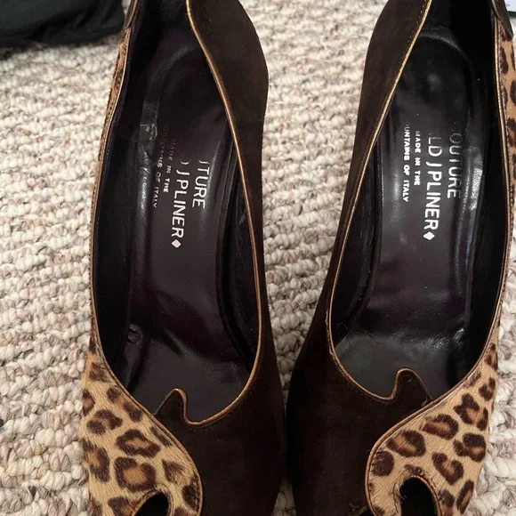 DONALD PLINER COUTURE Animal Print and Suede Peep Toe Heels - Picture 7 of 13